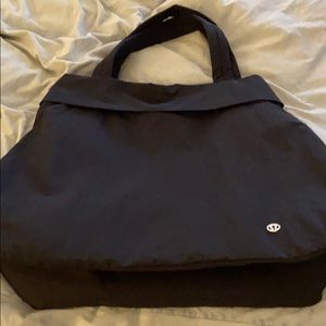 Like new On My Level 30L Lululemon purse